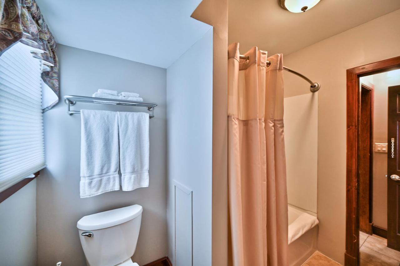 Tom Quick Hotel